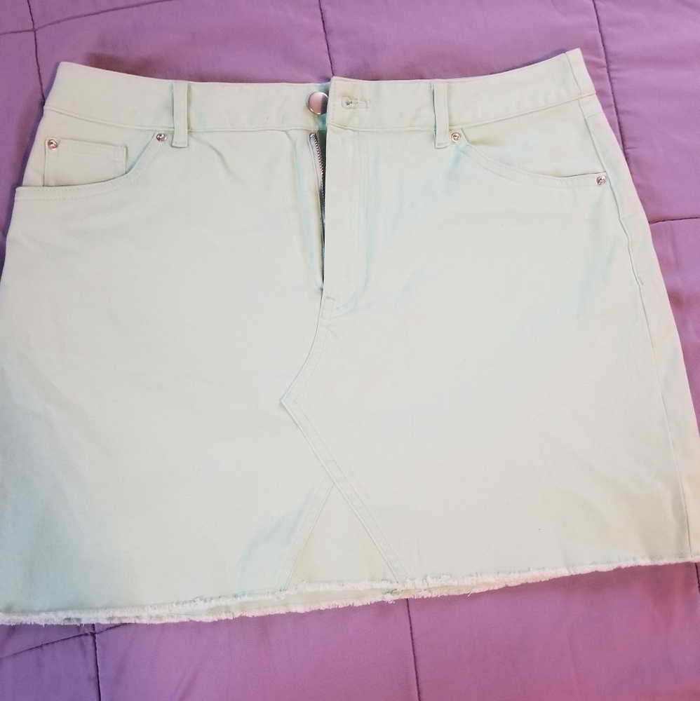 Forever 21 mint green jean skirt